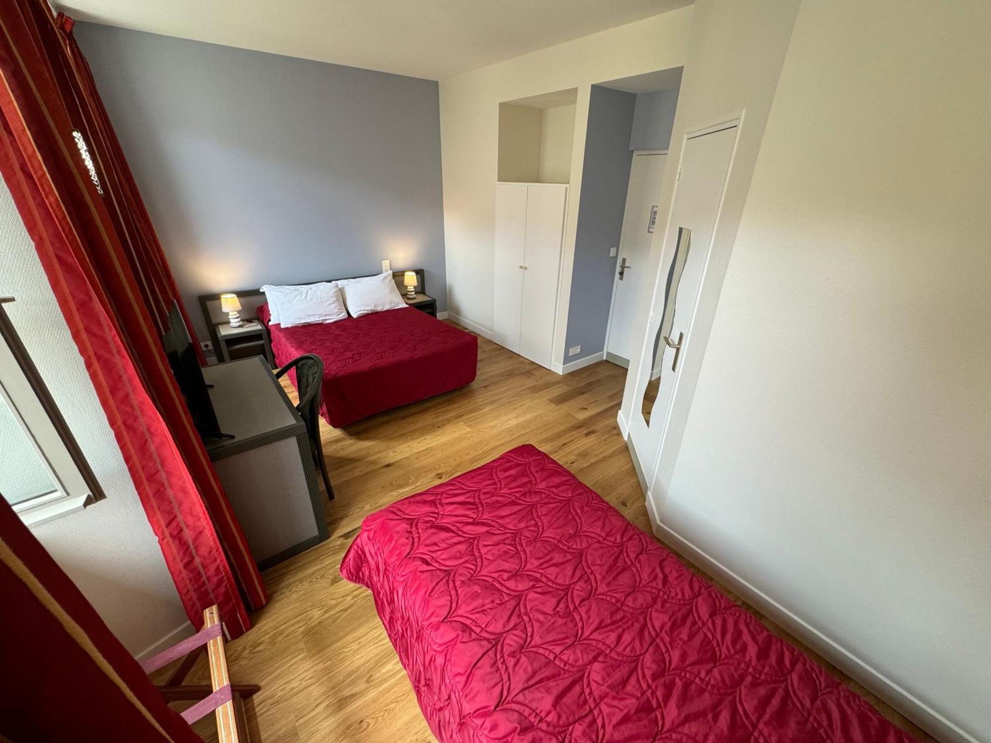 Logis Hotels - Hostellerie Des Lauriers - Hotel Et Restaurant Alban Exteriér fotografie