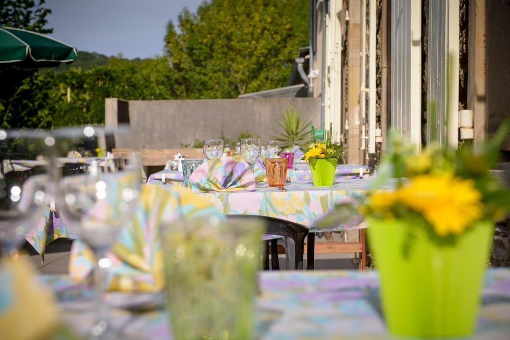 Logis Hotels - Hostellerie Des Lauriers - Hotel Et Restaurant Alban Exteriér fotografie
