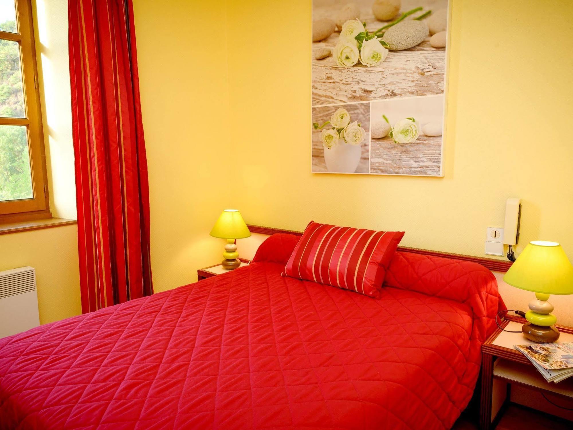 Logis Hotels - Hostellerie Des Lauriers - Hotel Et Restaurant Alban Exteriér fotografie